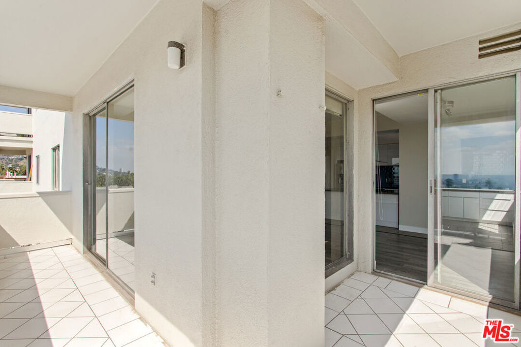 7250 Franklin Avenue - Photo 15