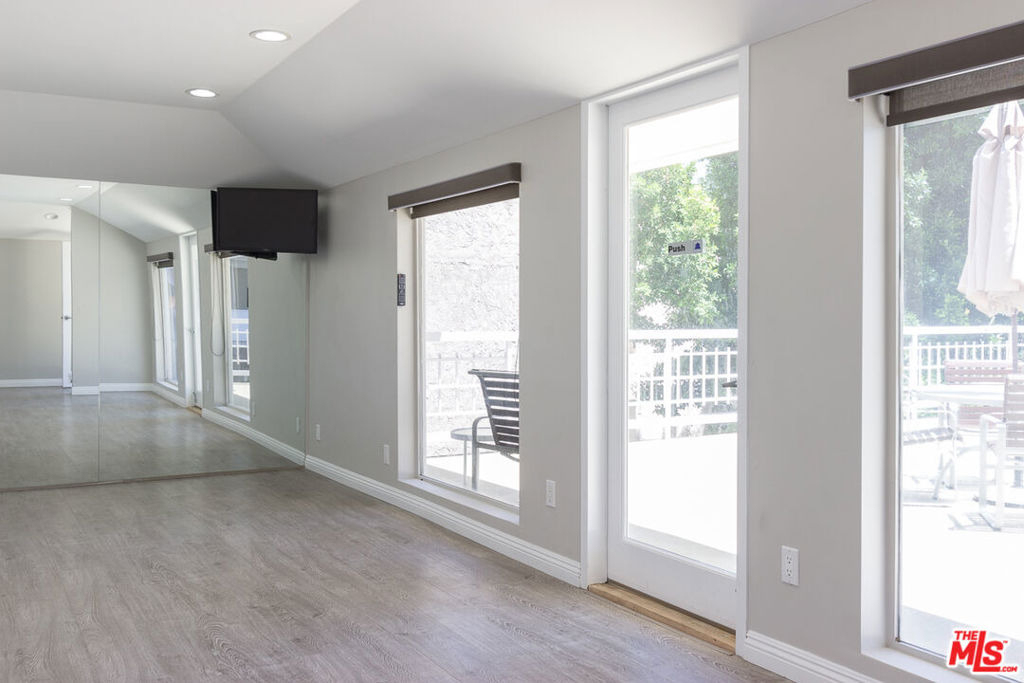 7250 Franklin Avenue - Photo 43
