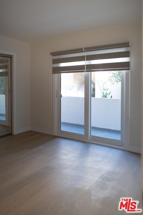 860 S Kingsley Drive - Photo 9