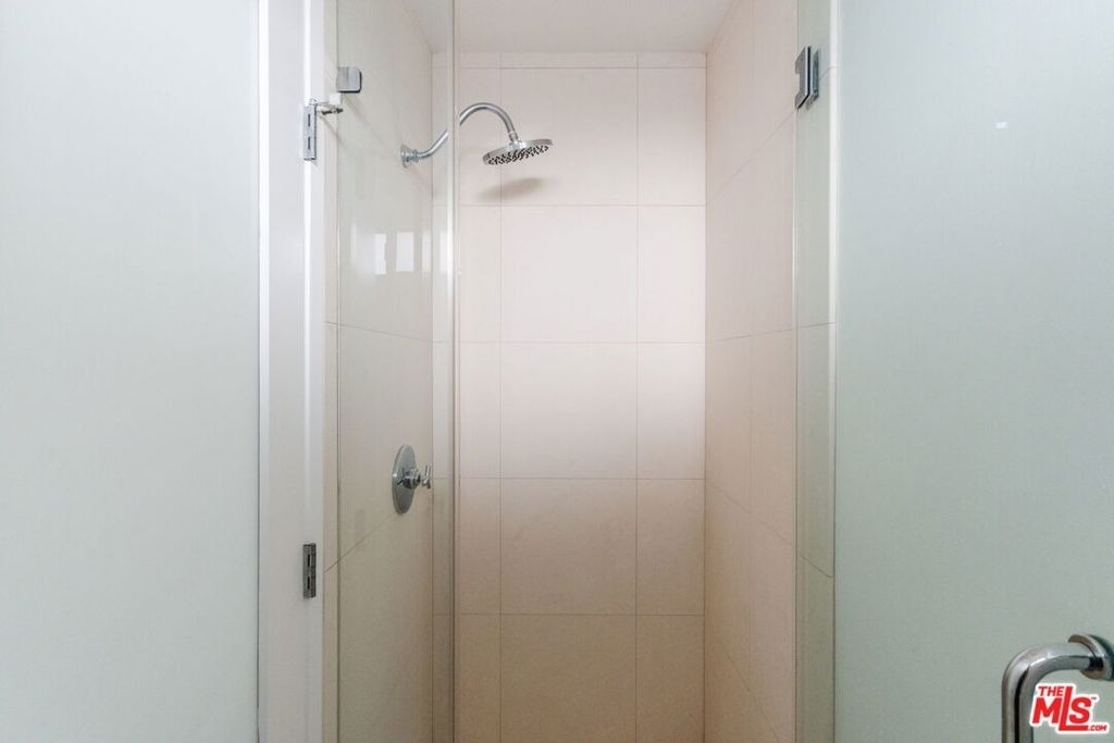 1355 Bobolink Place - Photo 38