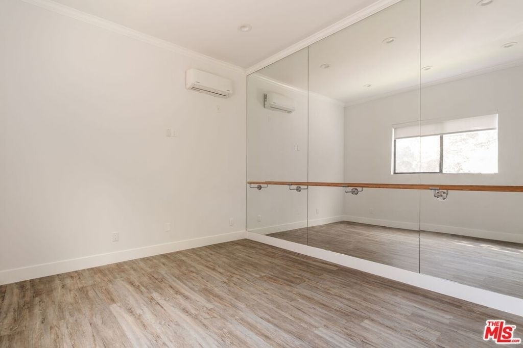 1355 Bobolink Place - Photo 35