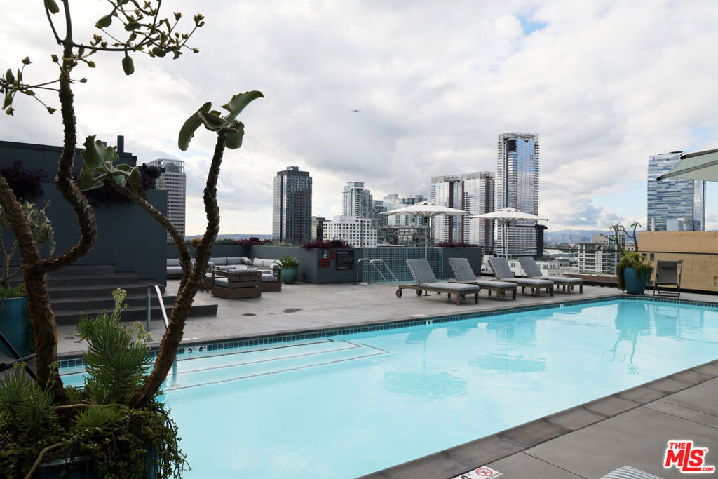 849 S Broadway - Photo 44