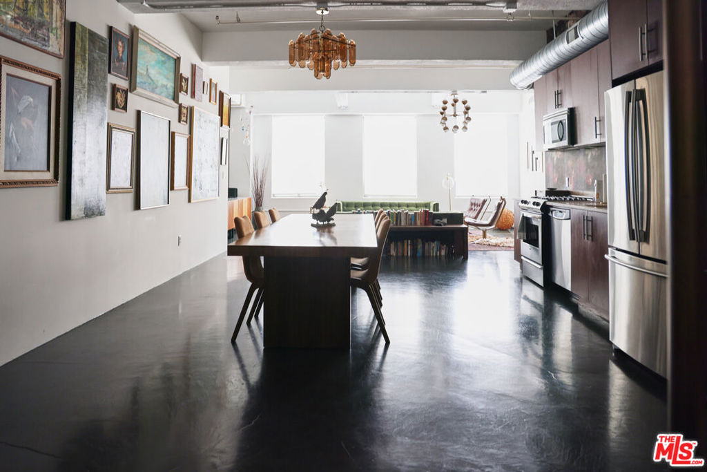 849 S Broadway - Photo 21