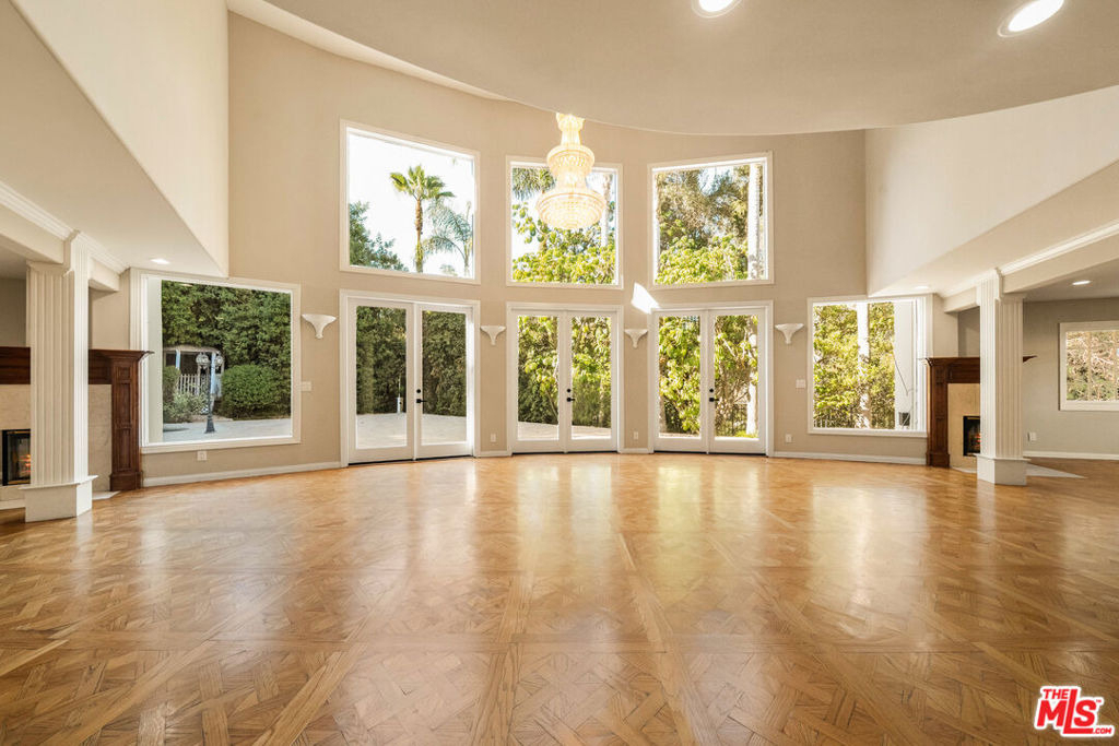 1109 Pine Drive - Photo 7