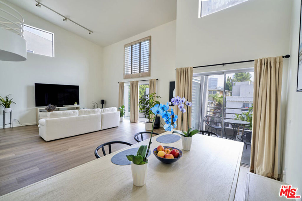 1617 S Beverly Glen Boulevard - Photo 14