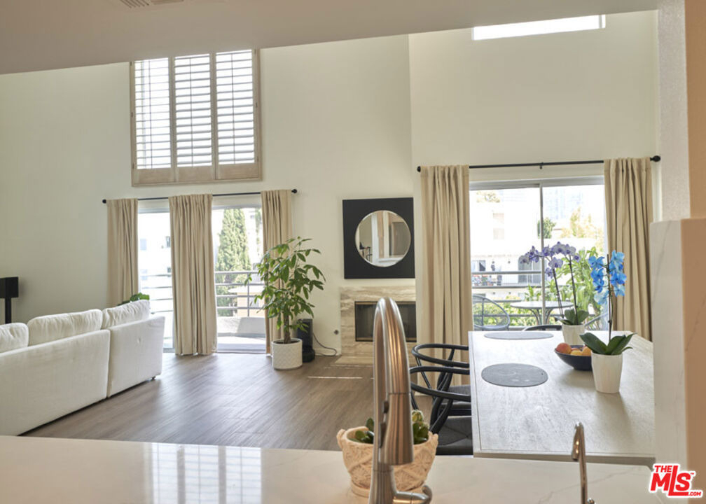 1617 S Beverly Glen Boulevard - Photo 21