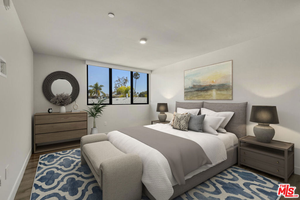 153 San Vicente Boulevard - Photo 8