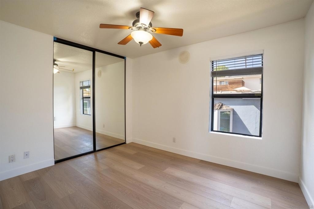 4766 Noyes St - Photo 19