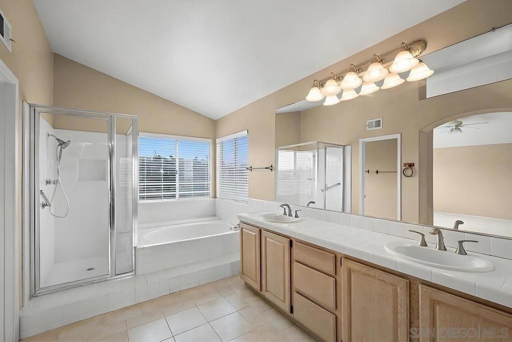 8721 Edulis Ct - Photo 28