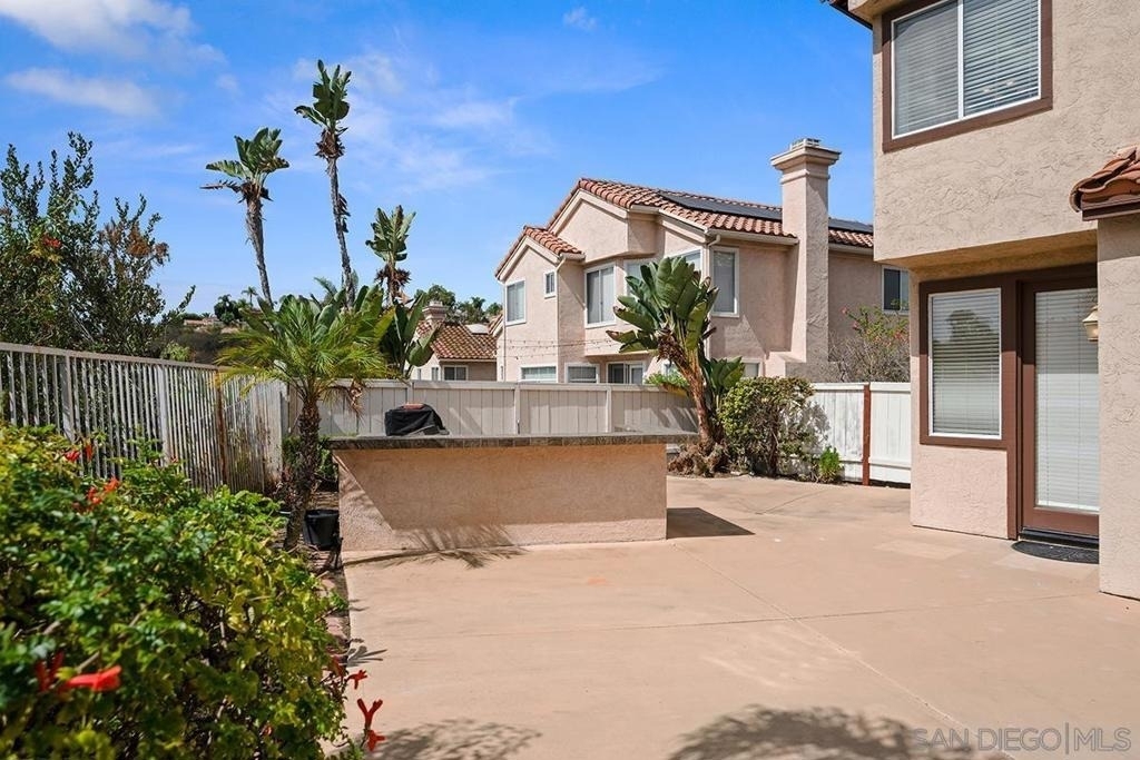 8721 Edulis Ct - Photo 37