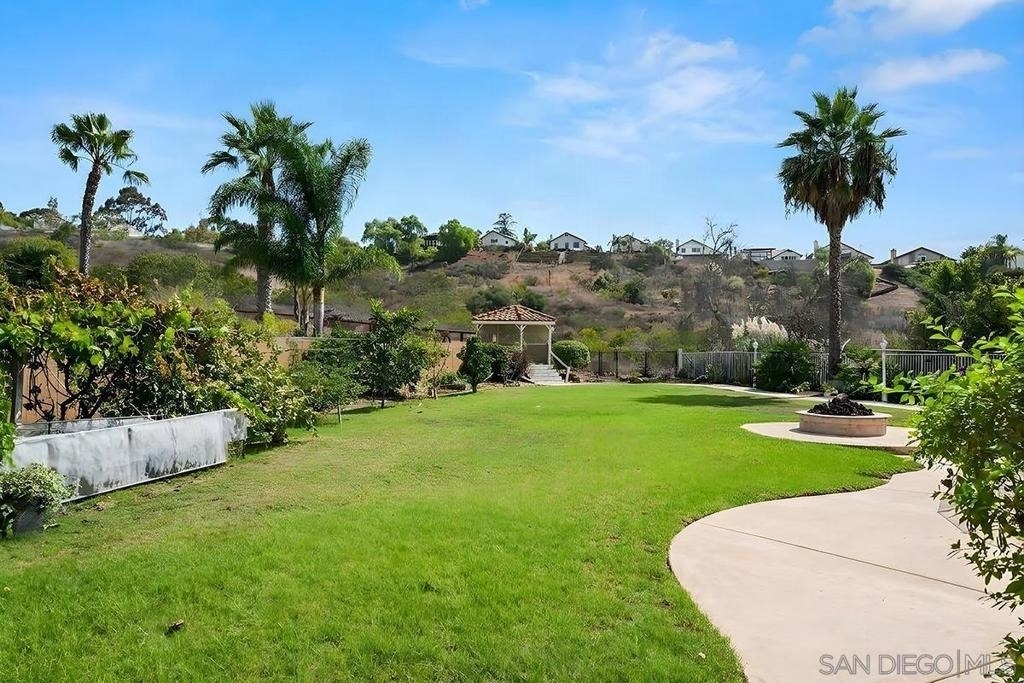 8721 Edulis Ct - Photo 45