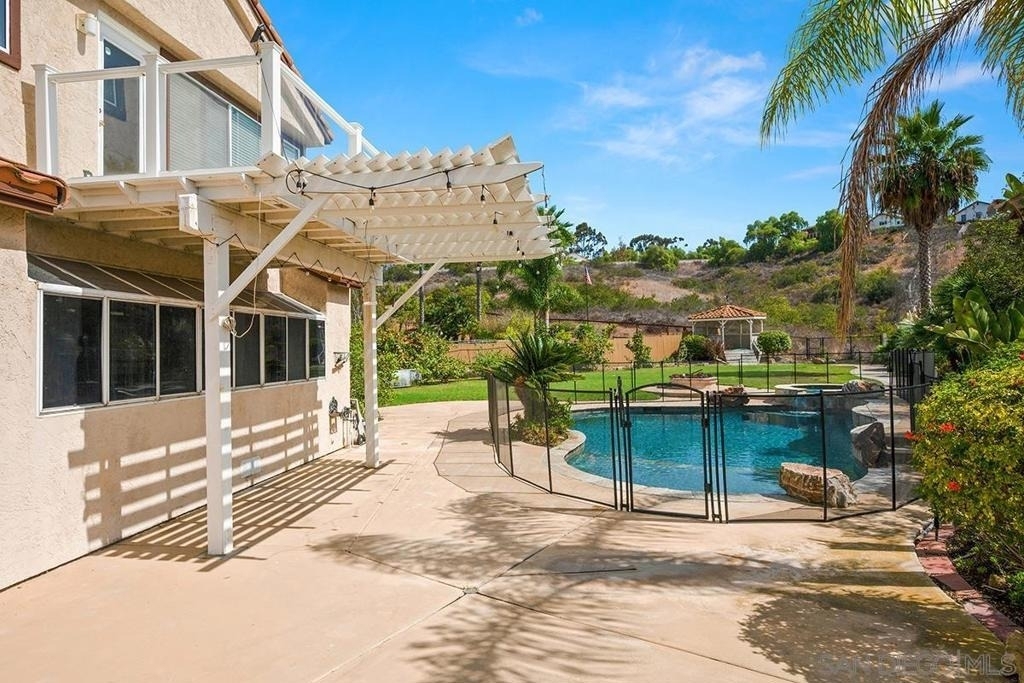 8721 Edulis Ct - Photo 39