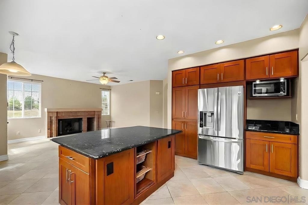 8721 Edulis Ct - Photo 12