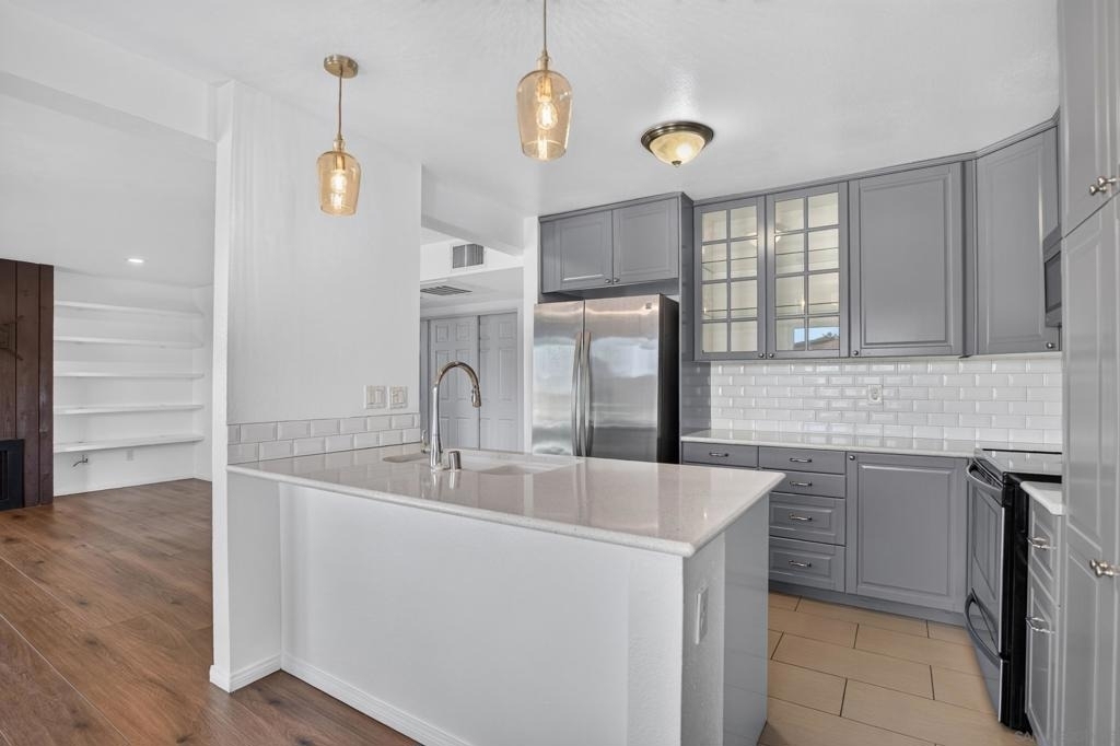 3837 Leland - Photo 4