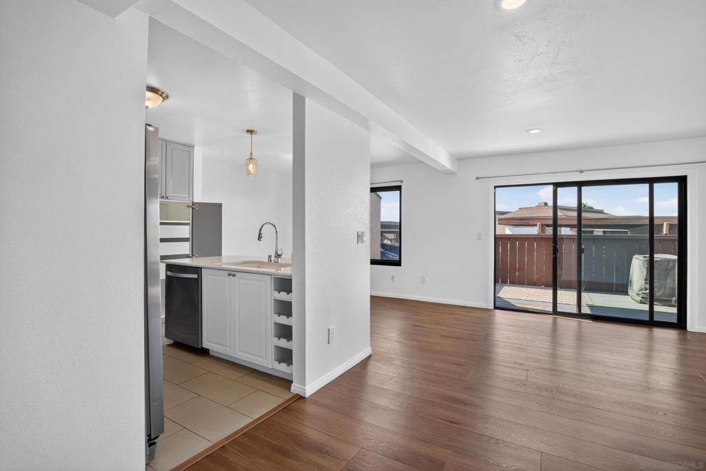 3837 Leland - Photo 5