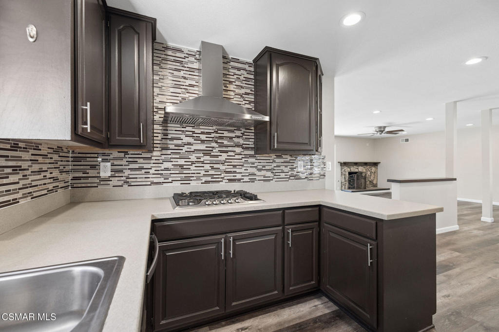 2066 Dwight Avenue - Photo 20