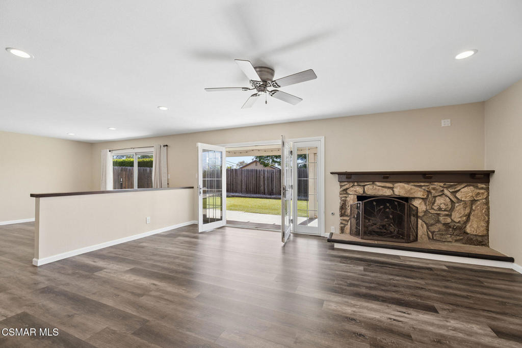 2066 Dwight Avenue - Photo 17
