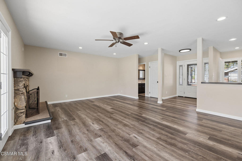 2066 Dwight Avenue - Photo 13