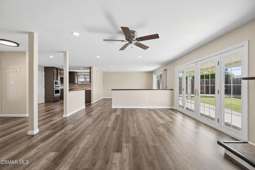 2066 Dwight Avenue - Photo 15