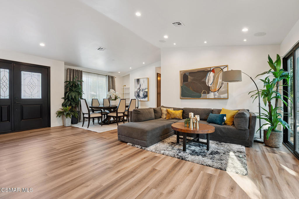 17 Sherwood Drive - Photo 5