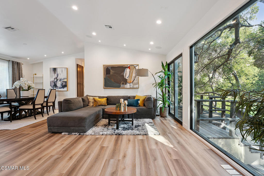 17 Sherwood Drive - Photo 3