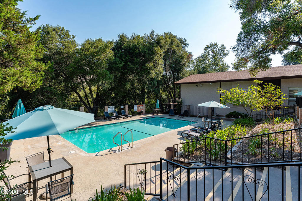17 Sherwood Drive - Photo 47