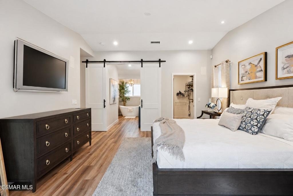 17 Sherwood Drive - Photo 0
