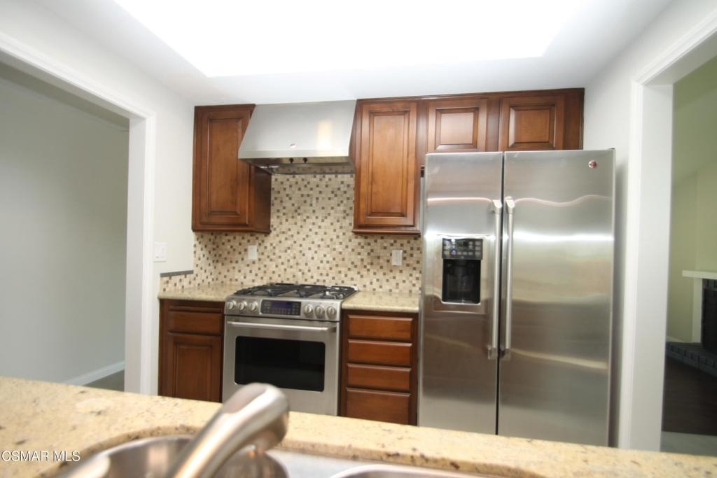 4745 Avedon Road - Photo 6