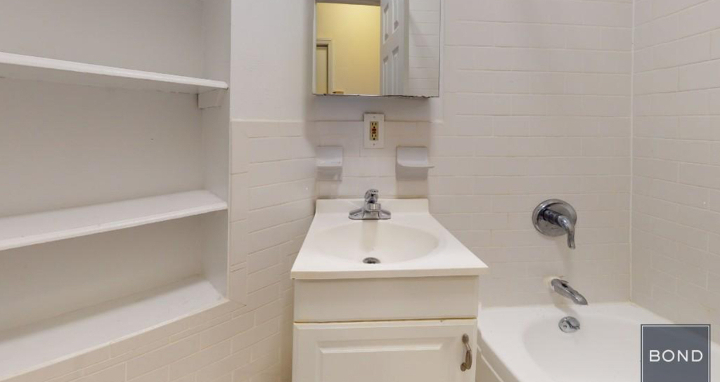 East 36th Street - Photo 2