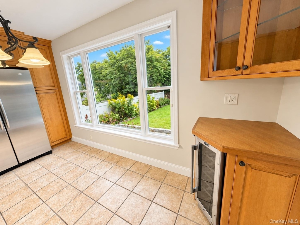 37 Harding Avenue - Photo 6