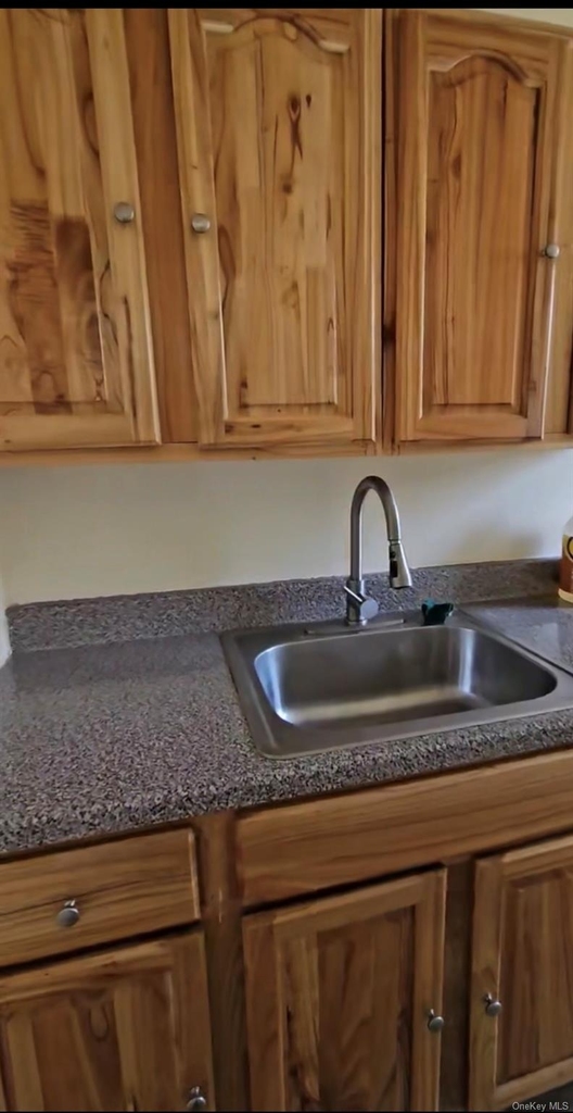 74-11 88th Road - Photo 2