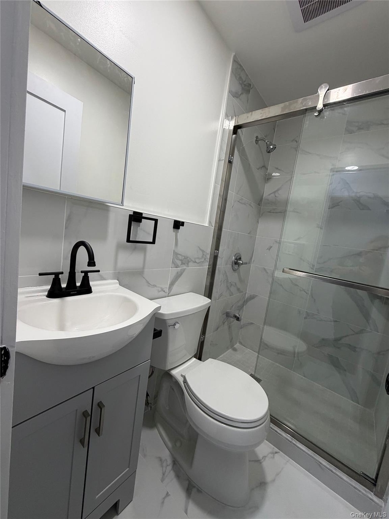 90-11 77th Street - Photo 3