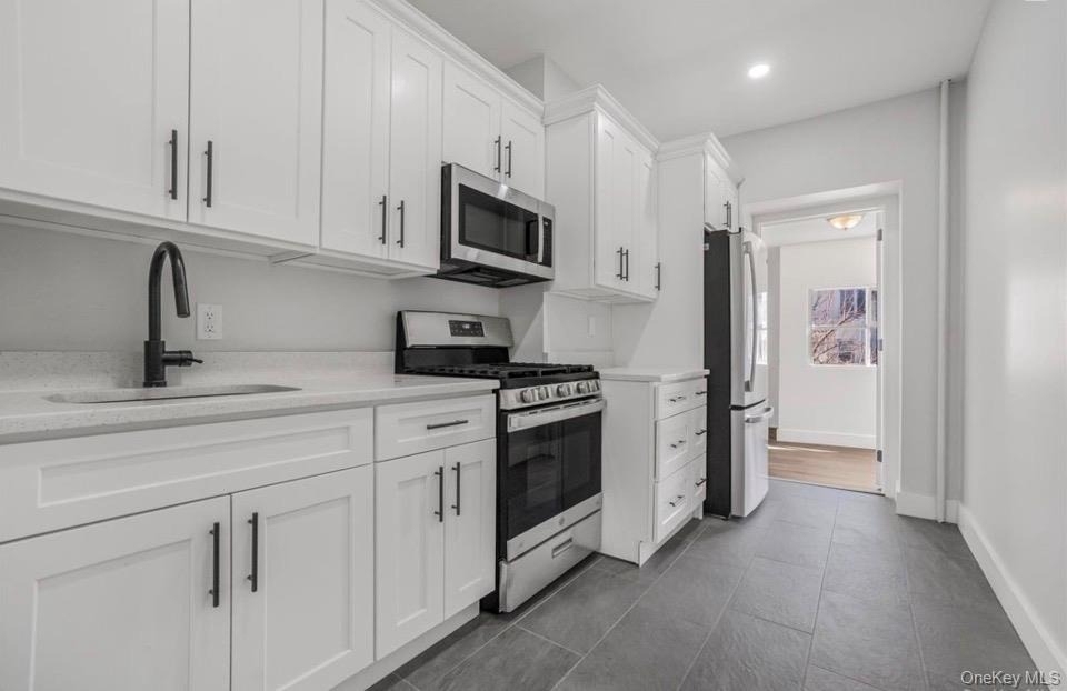 90-11 77th Street - Photo 2