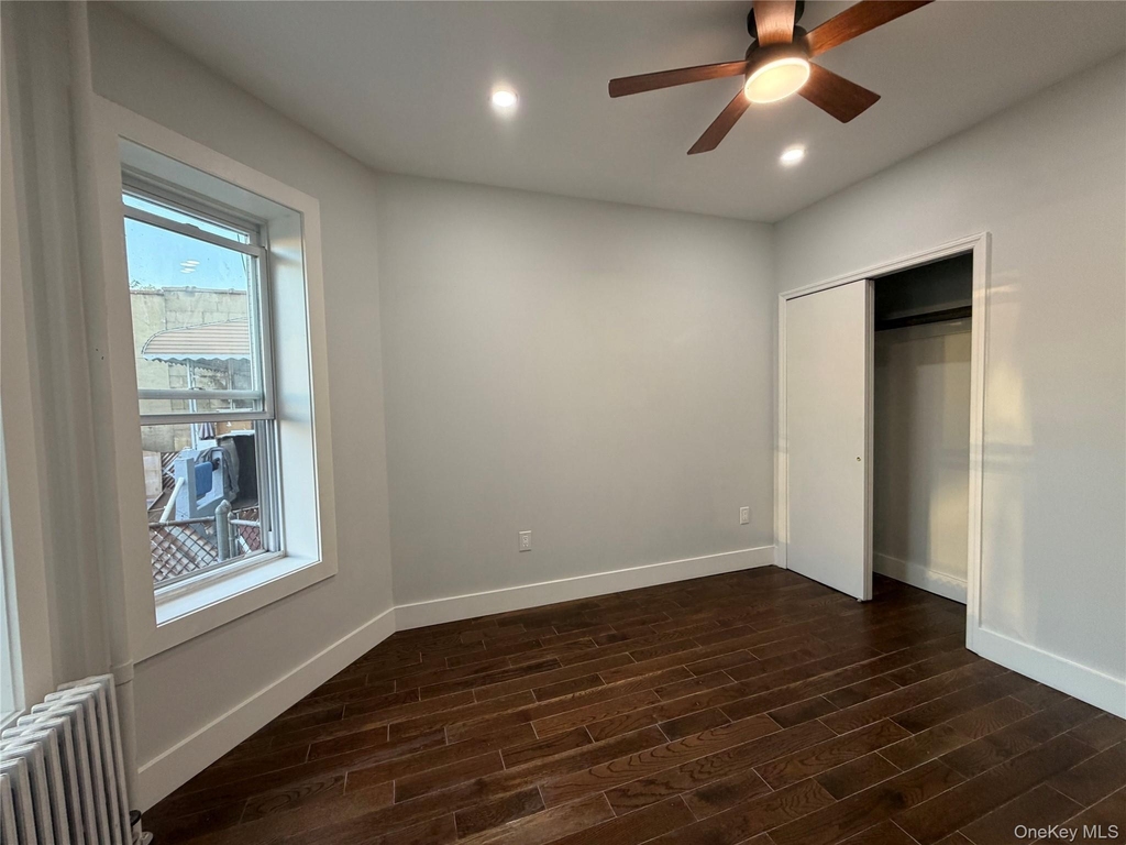 90-11 77th Street - Photo 4