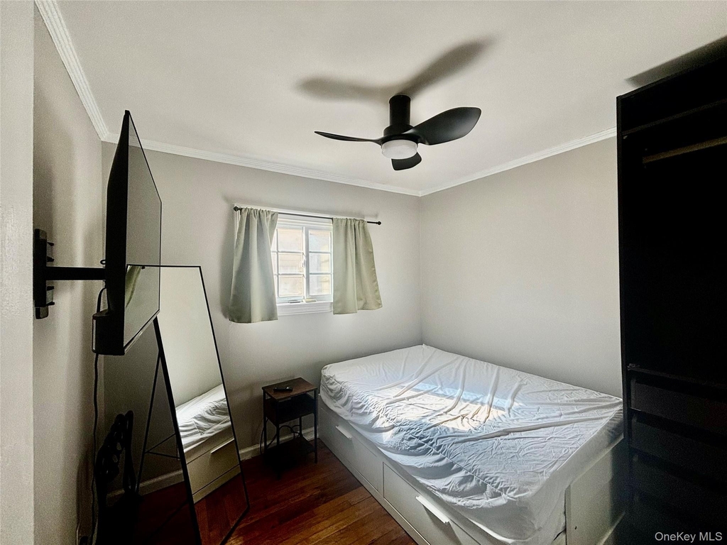 254-40 Craft Avenue - Photo 5
