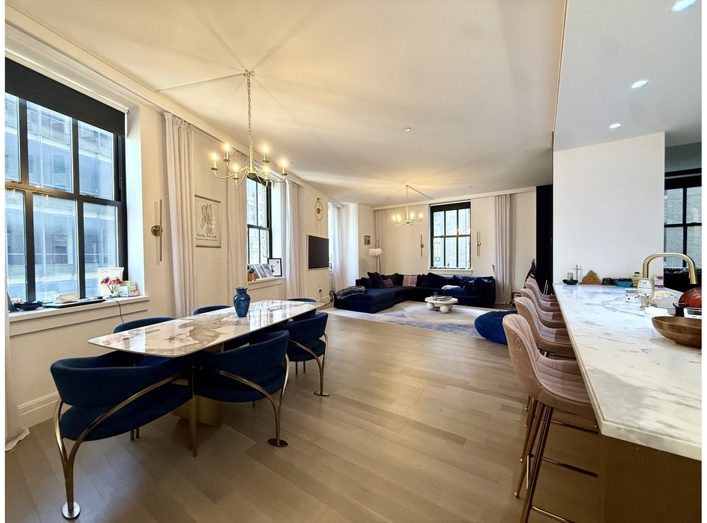 100 Barclay Street - Photo 0