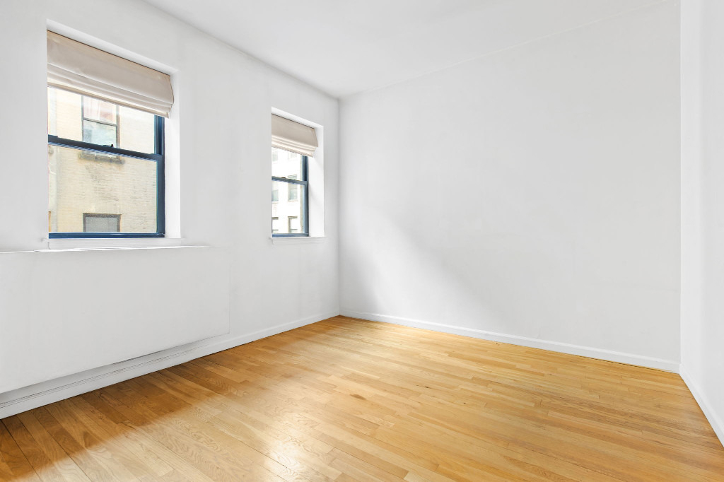 186 W 80th Street - Photo 3