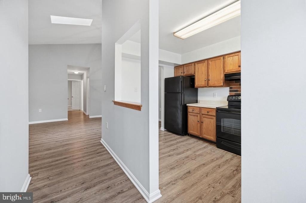 8909 Sugarwood Lane - Photo 3