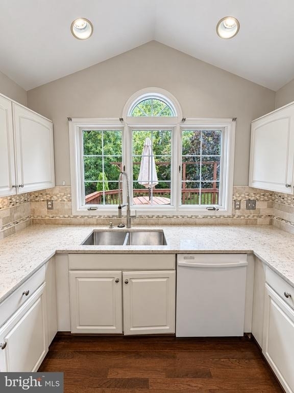 6503 Susan Barkley Court - Photo 9