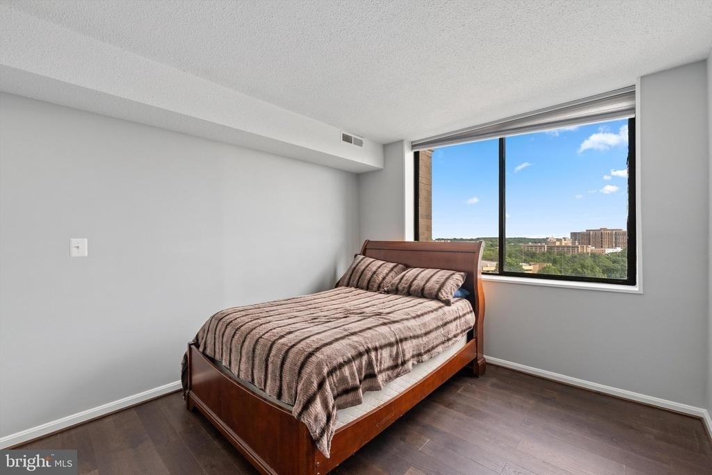 3713 S George Mason Drive - Photo 12
