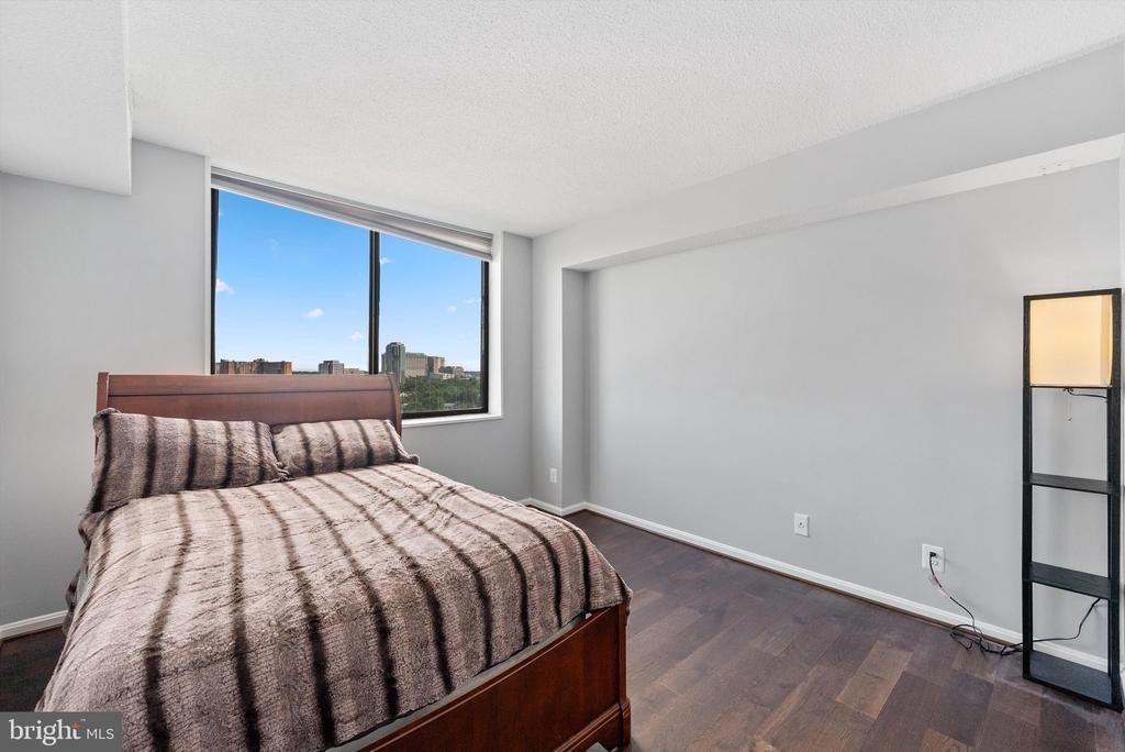 3713 S George Mason Drive - Photo 13