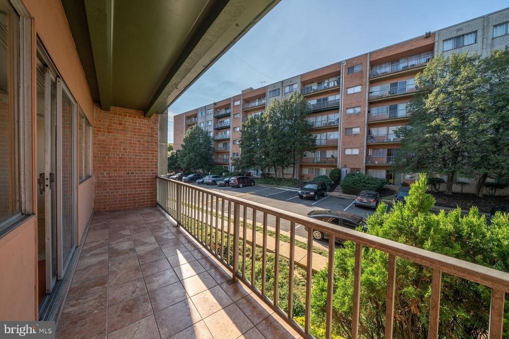 5801 Quantrell Avenue - Photo 1