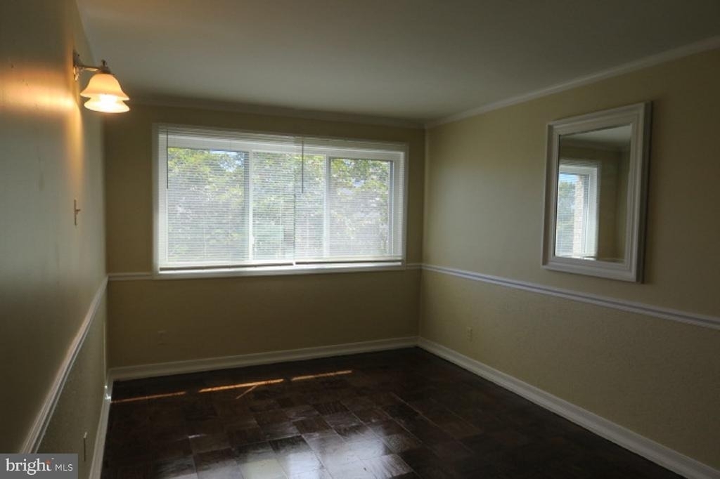 5801 Quantrell Avenue - Photo 15