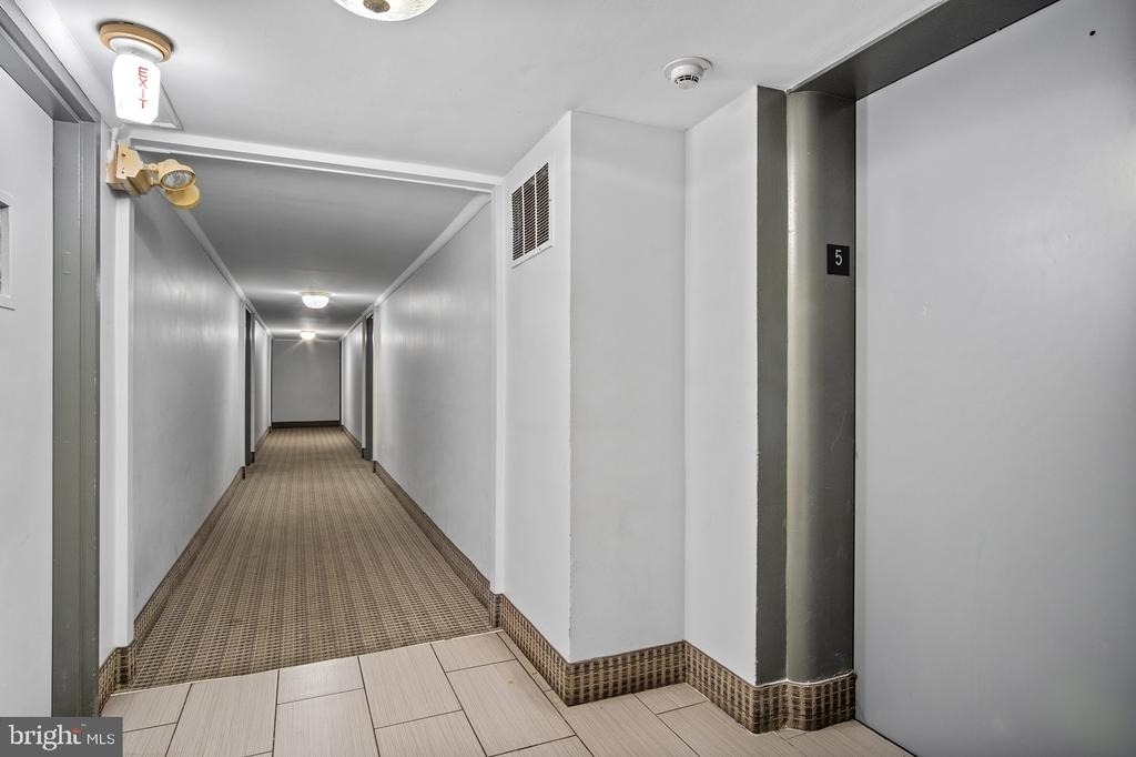 5801 Quantrell Avenue - Photo 18