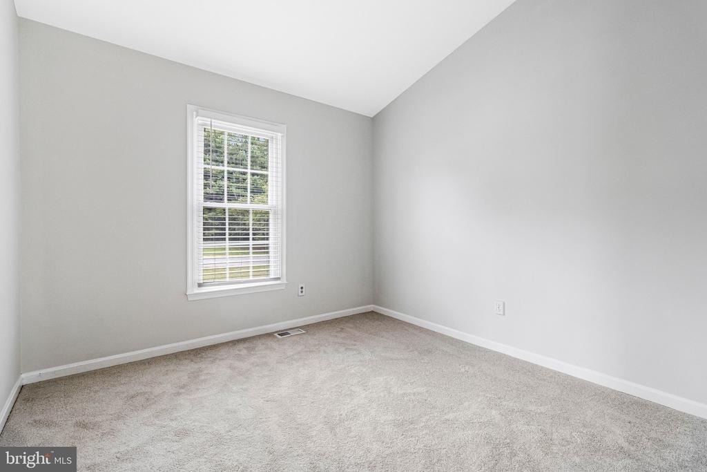 208 Ellsworth Street - Photo 23
