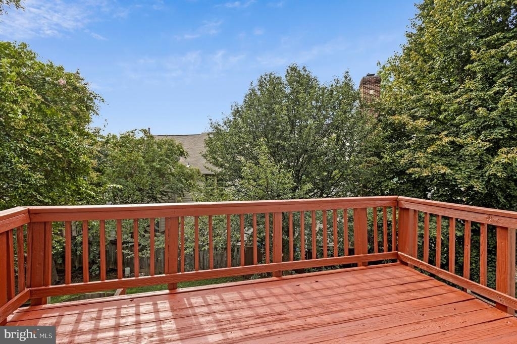 208 Ellsworth Street - Photo 34