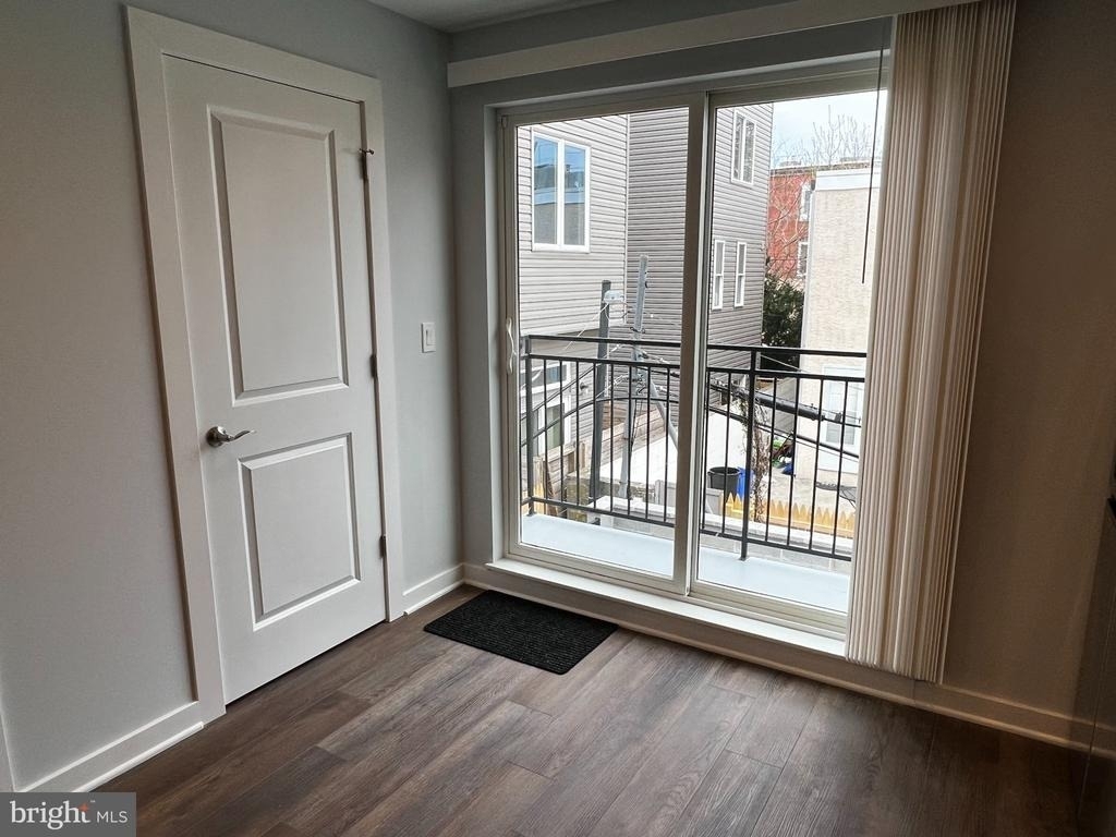 2543 Manton Street - Photo 9