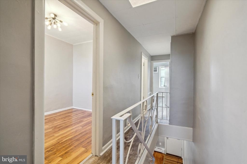 1547 S Newkirk Street - Photo 9