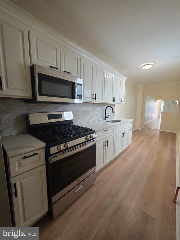 1137 Buttonwood Street - Photo 6