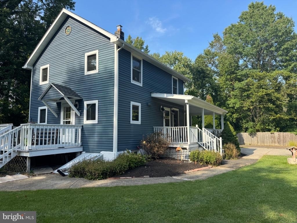 308 W Pages Lane - Photo 1